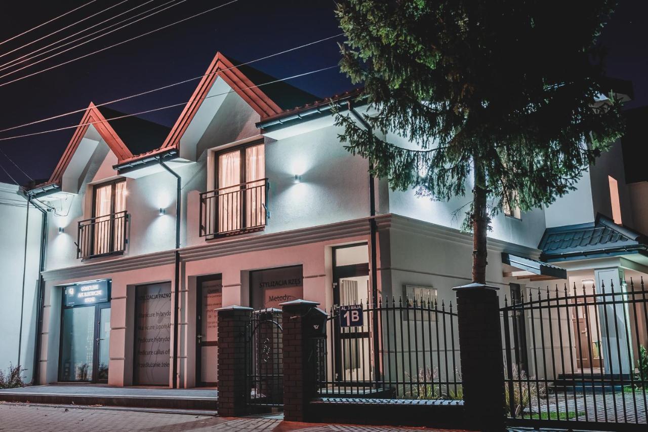 Ferienwohnung Przy3Maja Legionowo Exterior foto